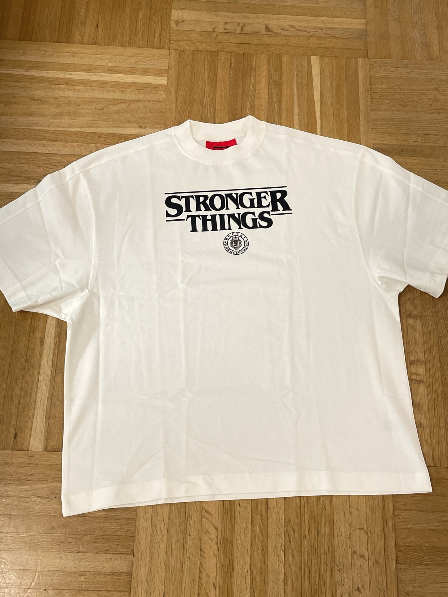 Stronger Things oversized white